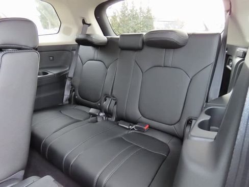 New 2026 Honda Pilot Touring image 16