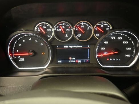 Used 2022 Chevrolet Silverado 2500 LT w/ Convenience Package AWD/4WD image 11