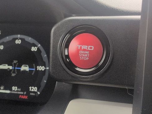 Used 2024 Toyota Tacoma TRD Off-Road image 17