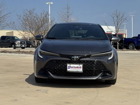 Used 2025 Toyota Corolla SE image 7