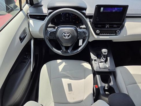 Used 2026 Toyota Corolla Cross L FWD image 13
