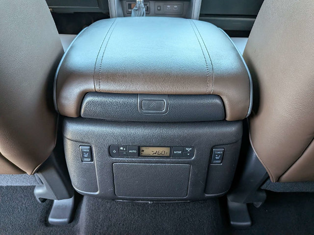 Used 2024 Nissan Armada Platinum w/ Cargo Package RWD image 16