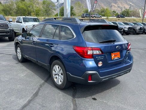 Used 2019 Subaru Outback 2.5i AWD/4WD image 12