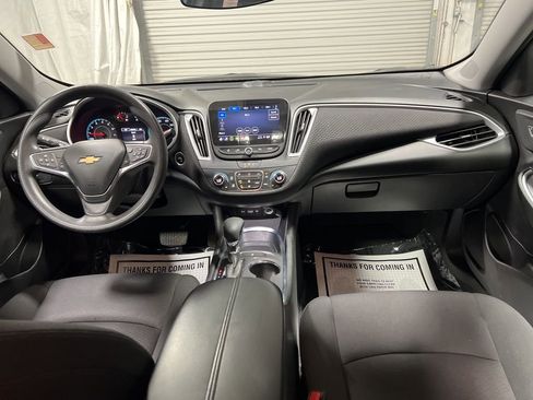 Used 2023 Chevrolet Malibu LT image 14