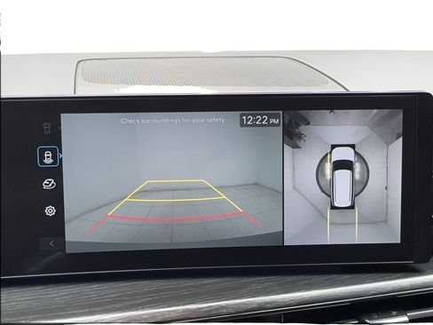Used 2025 Hyundai Santa Fe Limited FWD image 58