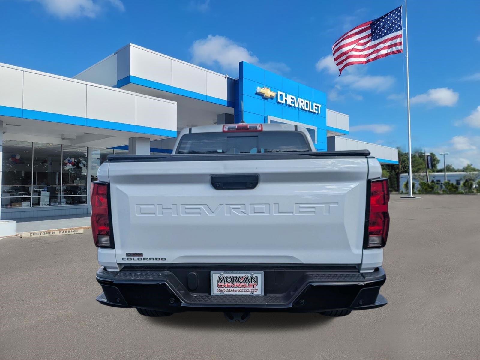 Used 2024 Chevrolet Colorado W/T w/ WT Convenience Package II RWD image 4