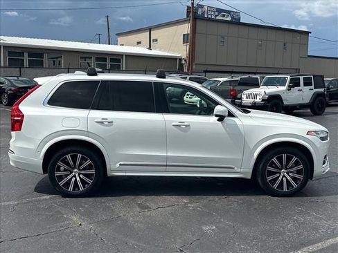 Used 2023 Volvo XC90 B6 Plus w/ Protection Package Premier AWD/4WD image 12