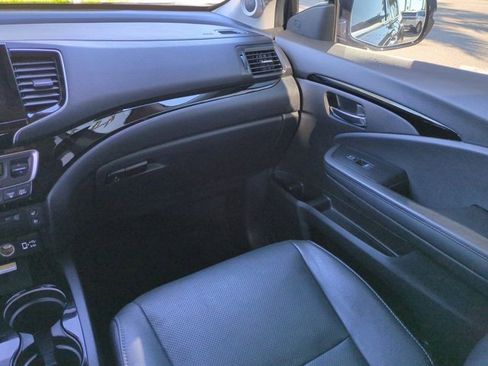 Certified 2022 Honda Pilot Elite image 17