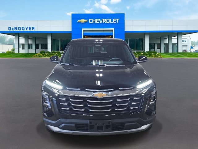 Used 2026 Chevrolet Equinox LT AWD/4WD image 2