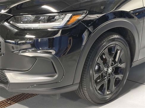 Certified 2023 Honda HR-V Sport image 10