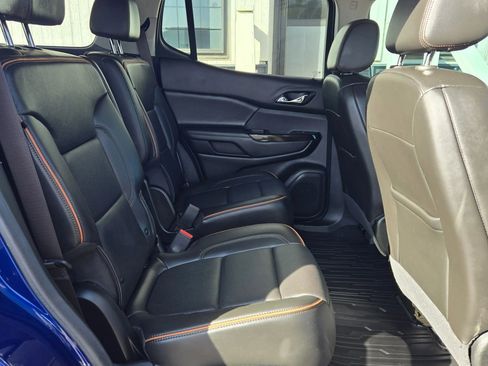 Used 2023 GMC Acadia AT4 w/ Preferred Package image 13