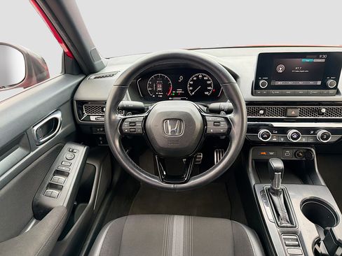 Used 2023 Honda Civic Sport image 16