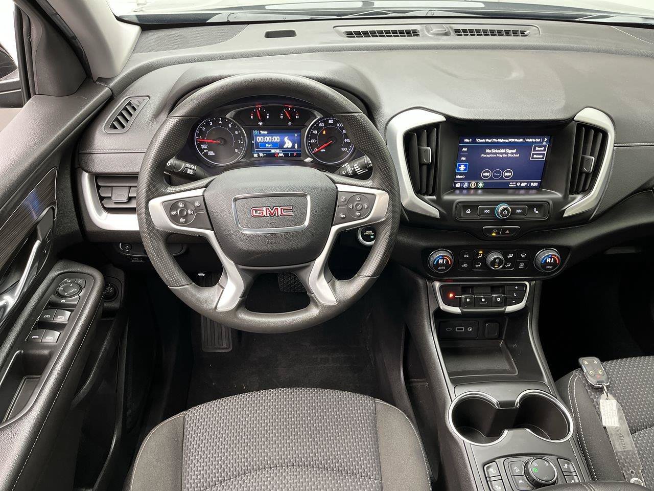 Used 2023 GMC Terrain SLE w/ Driver Convenience Package AWD/4WD image 12