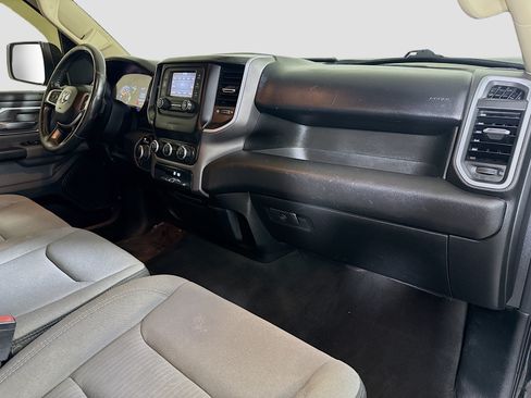 Used 2019 RAM 1500 Big Horn AWD/4WD image 30