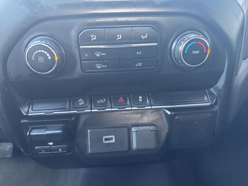 Used 2020 Chevrolet Silverado 1500 Custom Trail Boss w/ Custom Convenience Package image 25