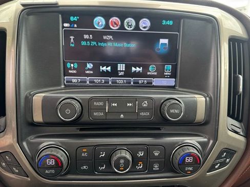 Used 2017 Chevrolet Silverado 2500 High Country AWD/4WD image 21