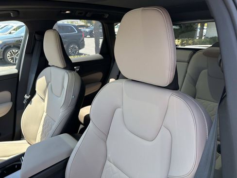 Used 2026 Volvo XC60 T8 Plus w/ Climate Package AWD/4WD image 19