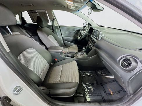 Used 2021 Hyundai Kona SEL image 12