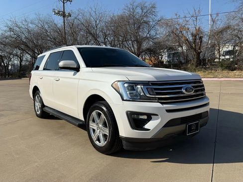 Used 2019 Ford Expedition XLT w/ Equipment Group 201A image 7