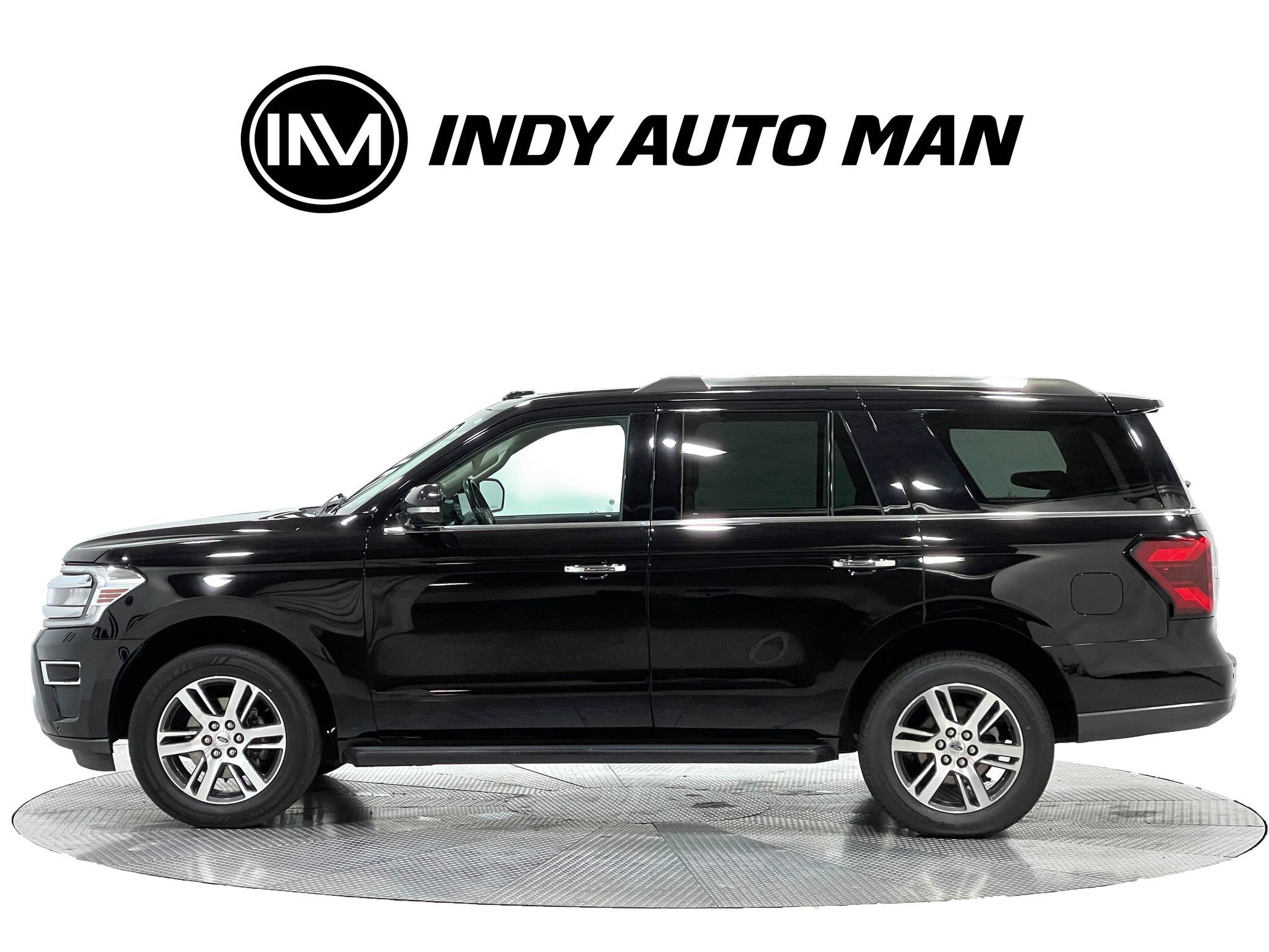 Used 2024 Ford Expedition Limited AWD/4WD image 7