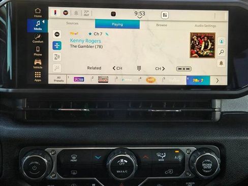 Used 2024 Jeep Wrangler Willys image 12