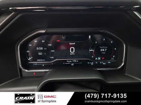 Used 2025 GMC Sierra 1500 AT4 w/ AT4 Premium Package AWD/4WD image 14