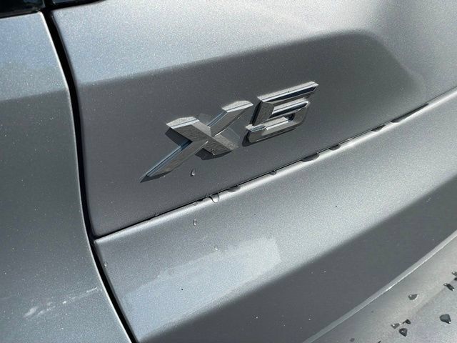 Used 2026 BMW X5 xDrive40i w/ Premium Package AWD/4WD image 29