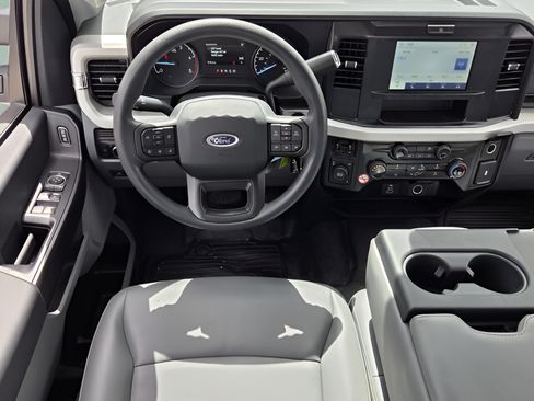 Used 2026 Ford F250 XL AWD/4WD image 11