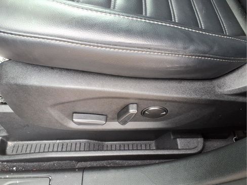 Used 2024 Ford Edge SEL w/ Convenience Package image 13