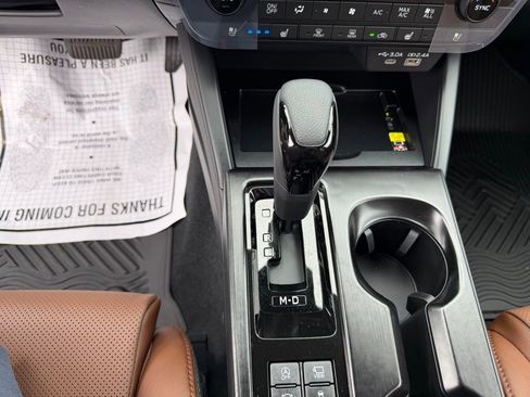 New 2026 Subaru Outback Touring XT AWD/4WD image 15