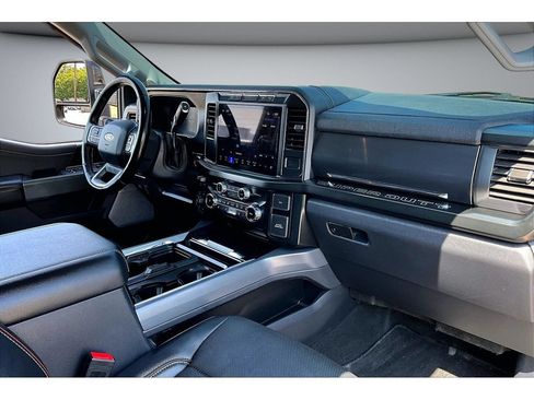Used 2024 Ford F250 Lariat w/ FX4 Off-Road Package AWD/4WD image 45