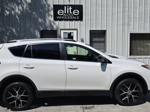 Used 2017 Toyota RAV4 SE w/ Power Extra Value Package AWD/4WD image 6