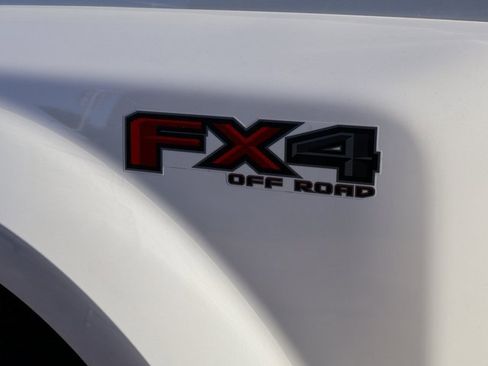 Used 2022 Ford F450 Limited w/ FX4 Off-Road Package image 37