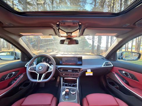 New 2026 BMW 330i xDrive Sedan w/ M Sport Package image 2