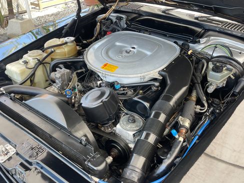 Used 1986 Mercedes-Benz 560 SL image 38