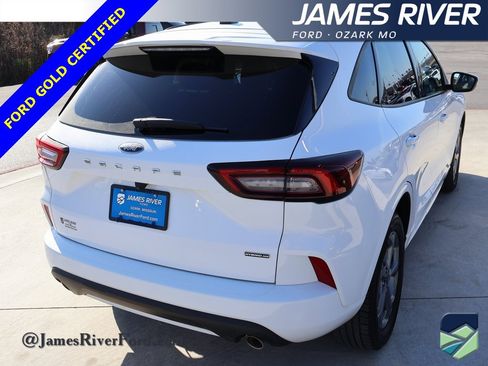 Certified 2023 Ford Escape ST-Line Select image 5