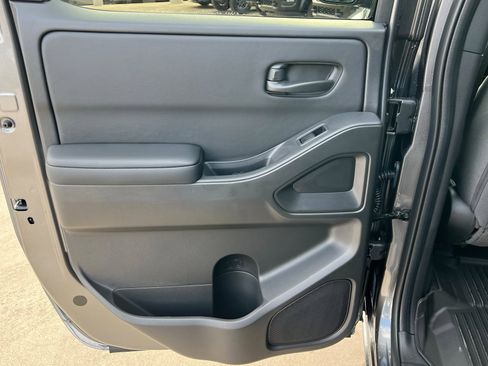 New 2026 Nissan Frontier SV image 18