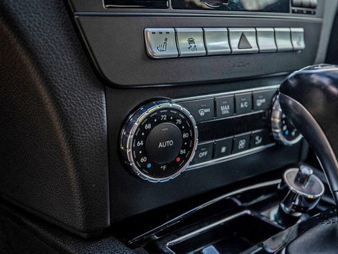 Used 2013 Mercedes-Benz C 63 AMG Sedan image 25