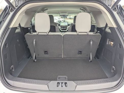 New 2026 Ford Explorer Active w/ Active Comfort Package image 9