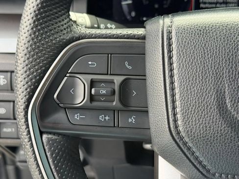 Certified 2024 Toyota Tacoma TRD Off-Road w/ TRD Off Road Upgrade Package AWD/4WD image 22