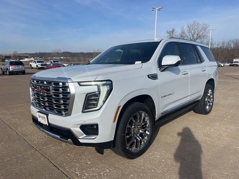 New 2026 GMC Yukon Denali w/ Sun & Power Step Package image 7