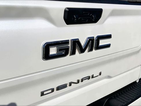 Used 2024 GMC Sierra 1500 Denali image 10