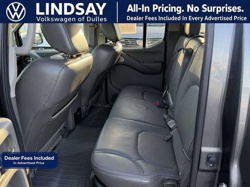 Used 2016 Nissan Frontier SL AWD/4WD image 14