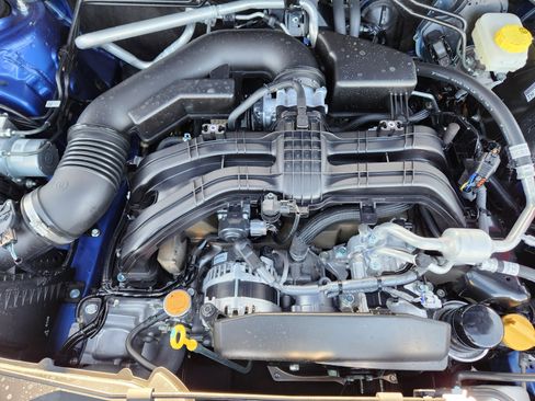 Certified 2025 Subaru Crosstrek 2.0i Premium image 9