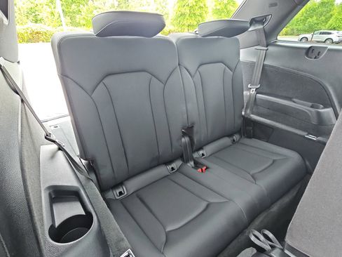 Used 2021 Audi Q7 3.0T Premium w/ Convenience Package AWD/4WD image 12