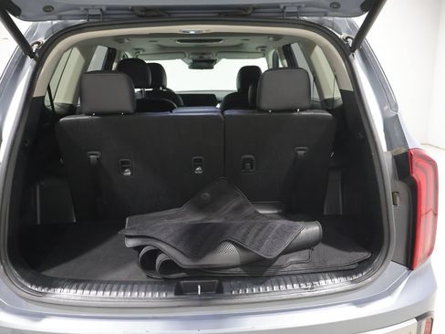 Used 2025 Kia Telluride S AWD/4WD image 4
