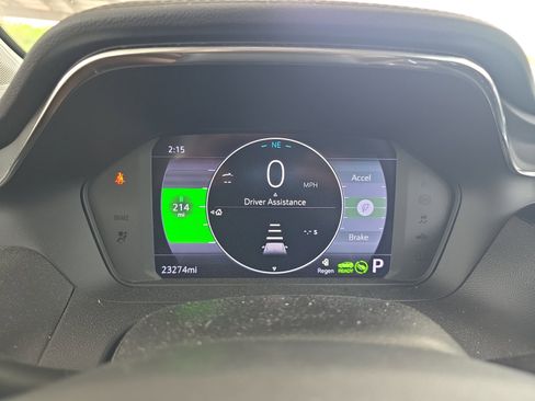 Used 2023 Chevrolet Bolt EUV Premier w/ Redline Edition image 15