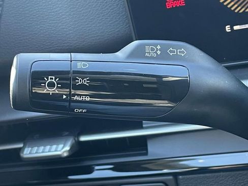 New 2026 Kia Sportage EX image 33