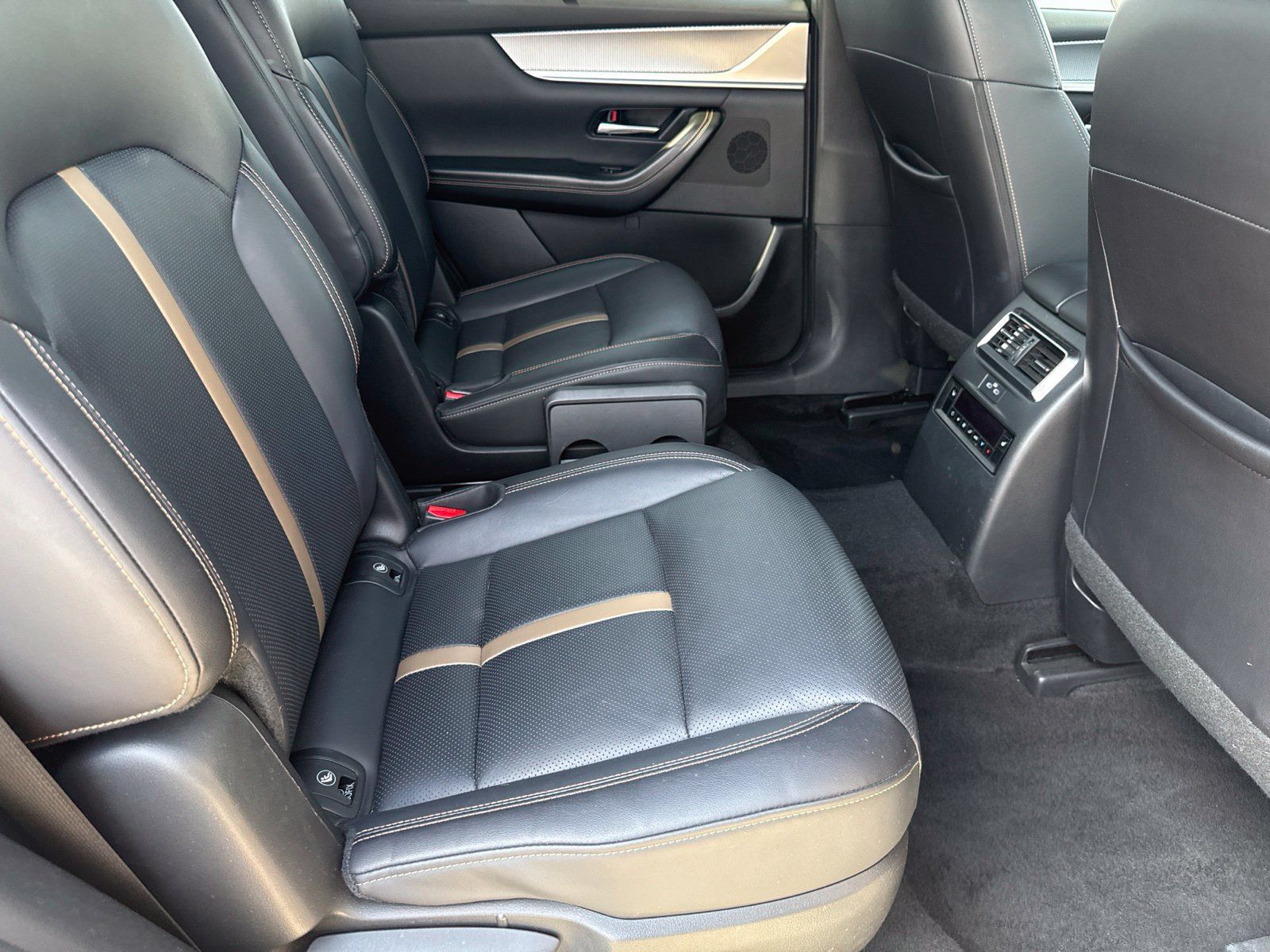 Certified 2025 MAZDA CX-90 3.3 Turbo w/ Premium Plus Pkg AWD/4WD image 28