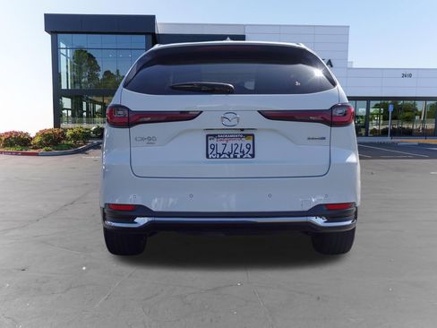 Used 2024 MAZDA CX-90 Plug-In Hybrid w/ Premium Plus AWD/4WD image 5